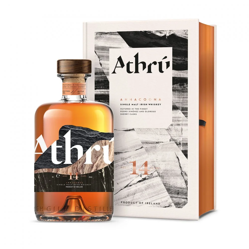Alkohol značky Athrú