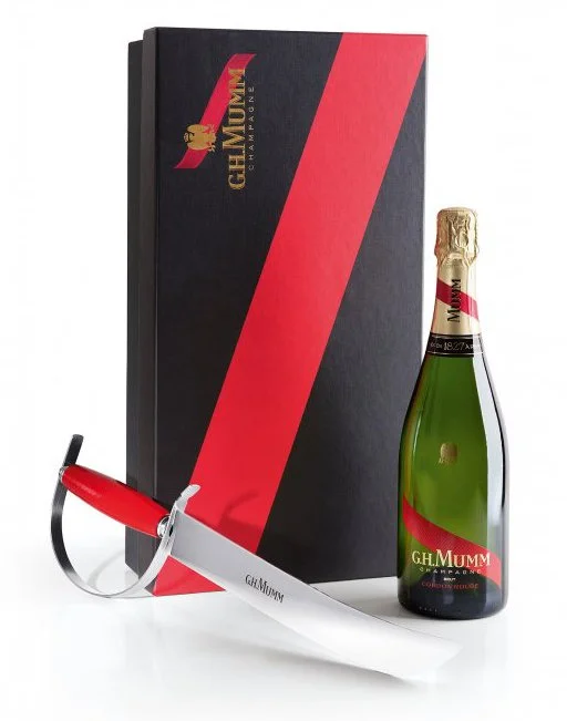 Gravírování: Mumm Cordon Rouge - sabrage set 0,75l 12%