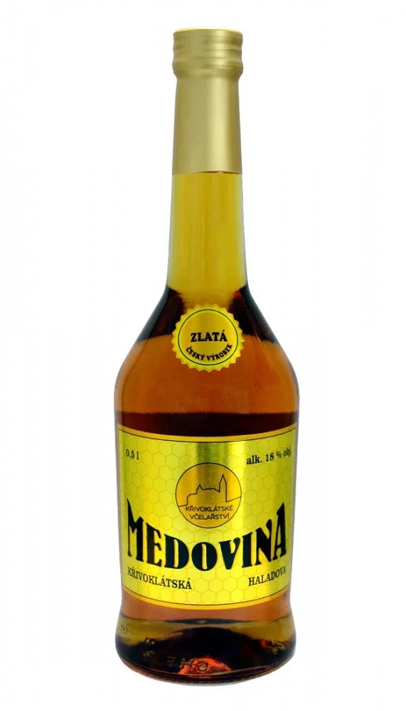 Alkohol značky Křivoklátské včelařství