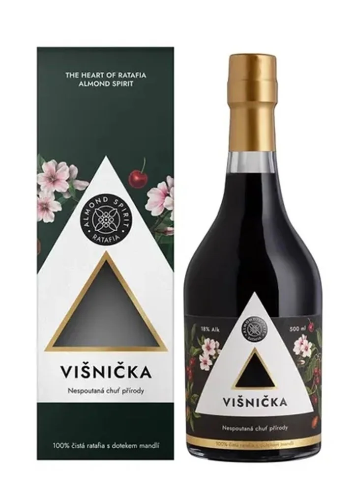 Alkohol značky Ratafia Almond Spirit